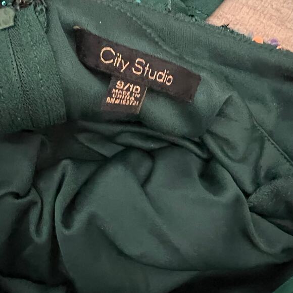 City Studio One Shoulder Sequin Gown Size 9/10 Green Formal Dress Slit - Picture 4 of 10